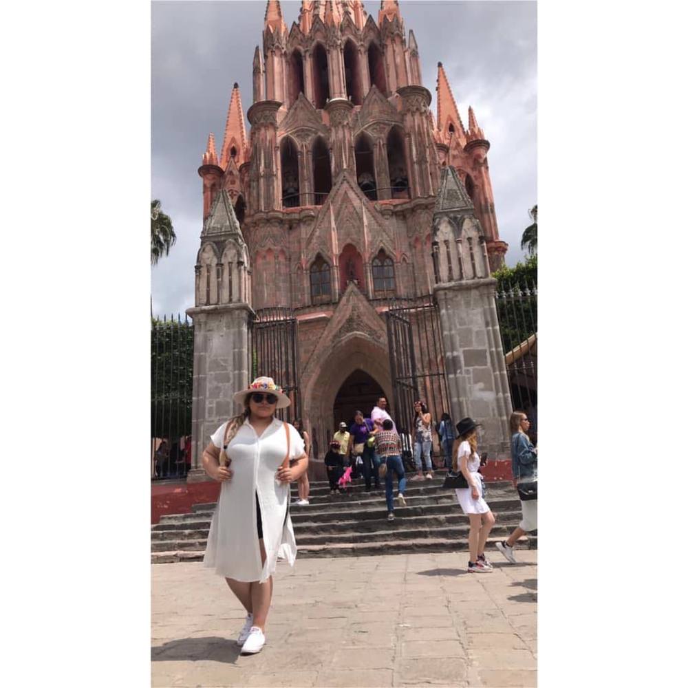 Meet your Posher, Valeria